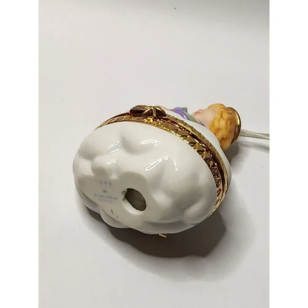 Hallmark Keepsake Ornament – Little Cloud Keeper (1999)